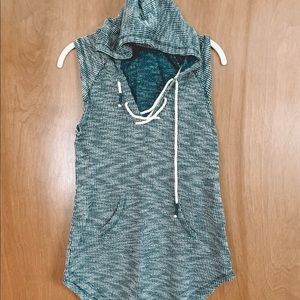 Cut off hoodie